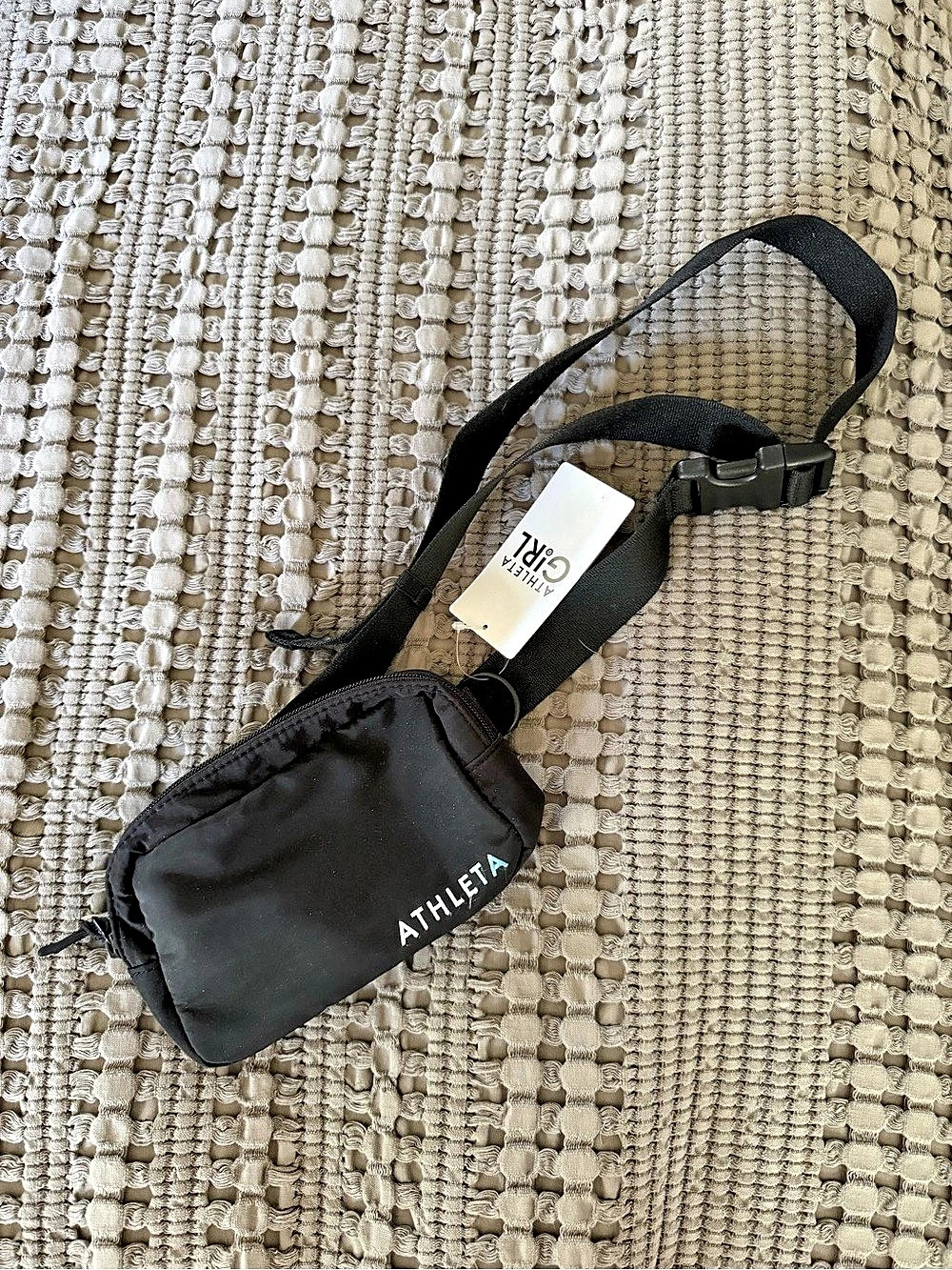 Athleta Awake Belt Bag Black Belt Bag NWT